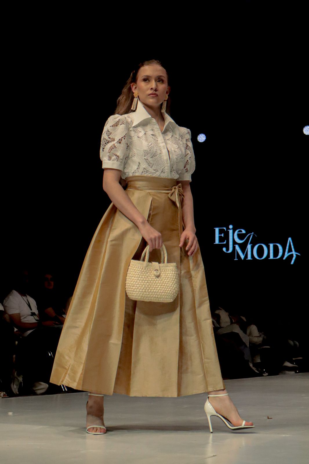 FALDA TABLONES TAFETAN